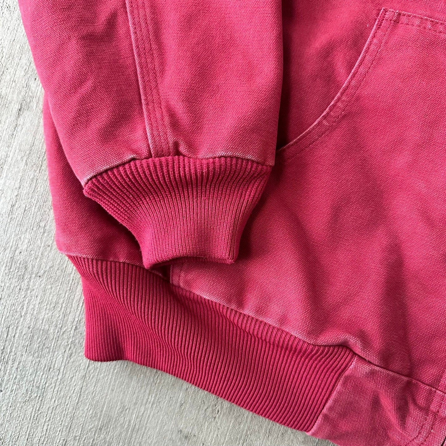 Vintage Y2K pink WOMENS Carhartt quilted hooded work wear jacket