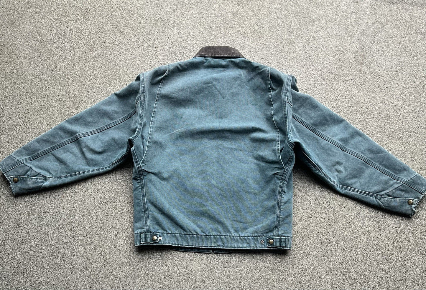 Carhartt J43 HTG size MEDIUM detroit jacket vintage 1999